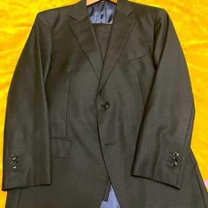 EUC Suitsupply Napoli suit.  Charcoal size EU52/US42R